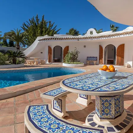 Villa Minaret By Abahana *